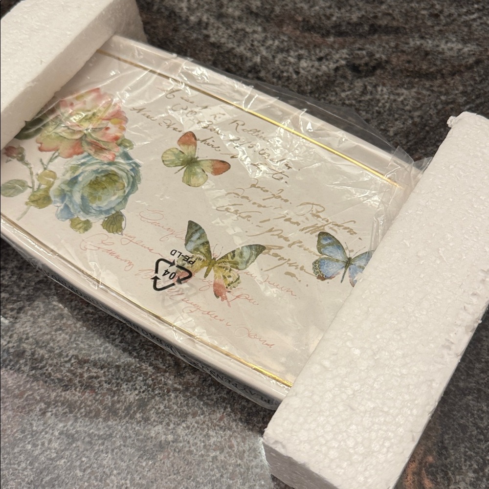 NWT Avanti Butterfly Garden Jar with Avanti Butterfly Garden Tray - Picture 8 of 13